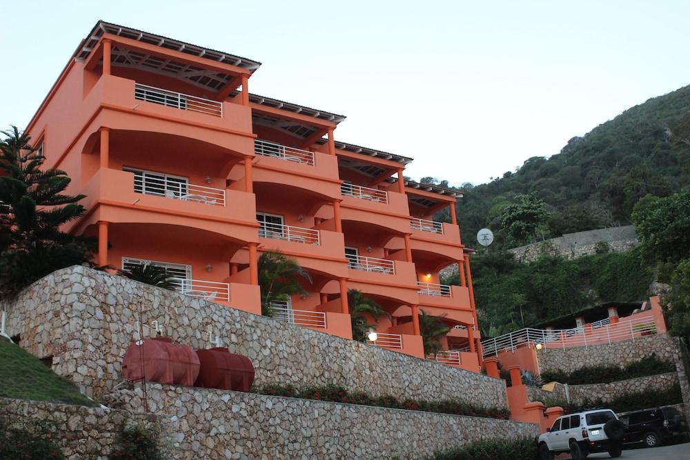 Rival Hotel Cap-Haïtien Exterior foto